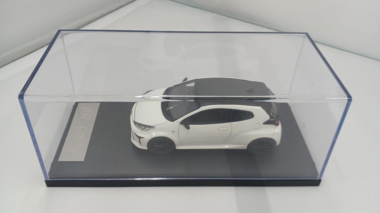 【非売品】東京オリンピック パラリンピック 記念ピンバッジ トヨタ GRヤリス 非売品】東京オリンピック パラリンピック 記念ピンバッジ