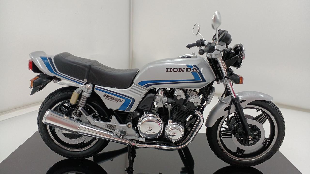 塗装済み完成品