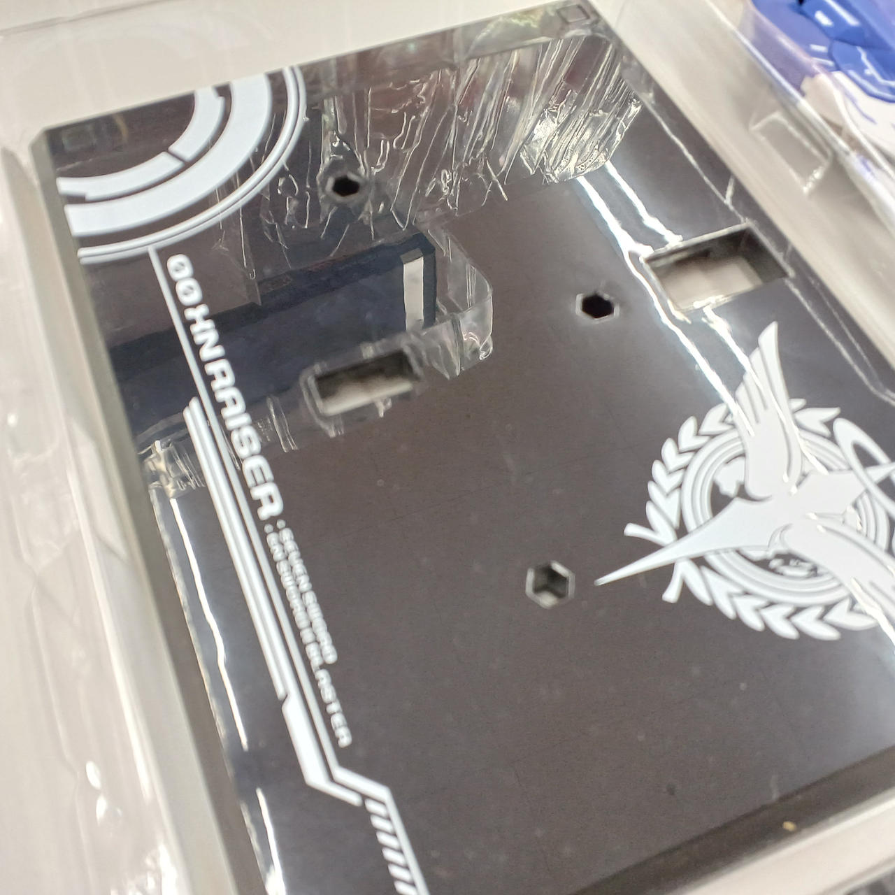 ※台座キズあり