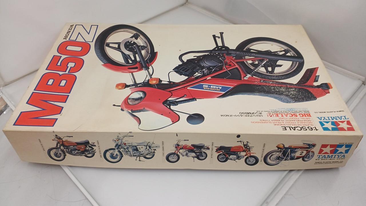 田宮模型　 HONDA ・MB50Z 1／6 Amazon | タミヤ 1/6 オートバイシリーズ No.14 Honda MB50Z 16014