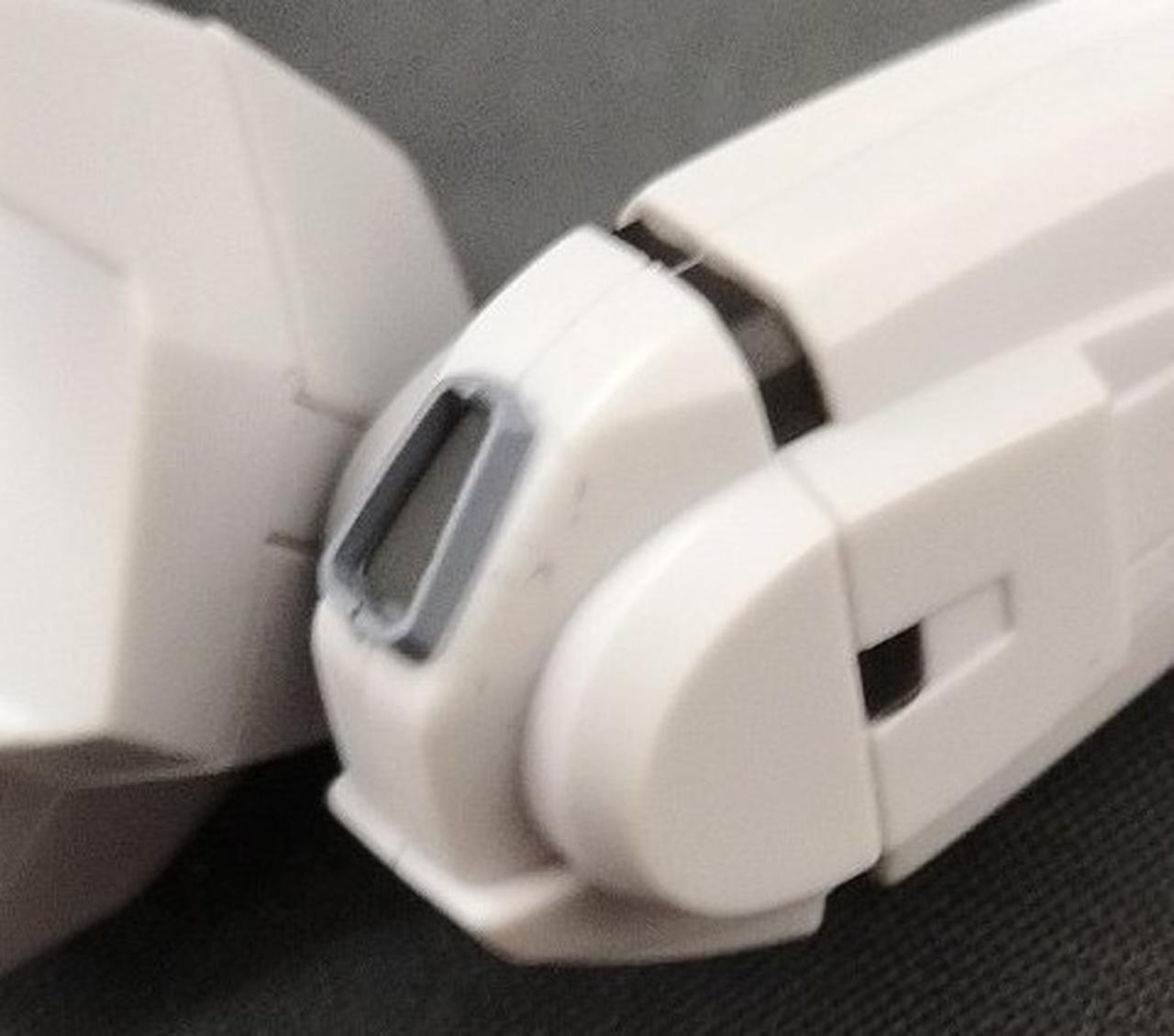 バックパックパーツ塗装飛びあります。