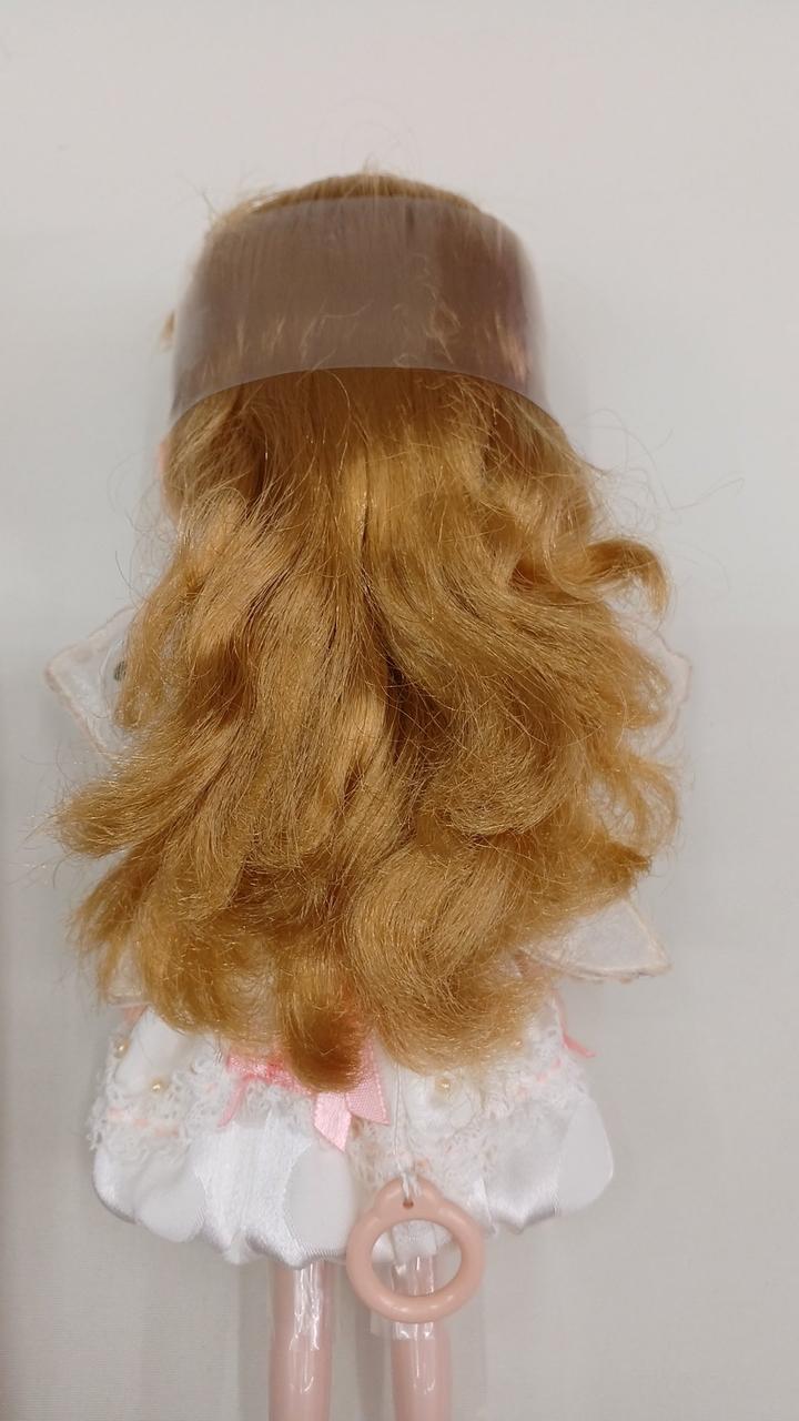 髪の毛、バサつき、絡まり等あります。