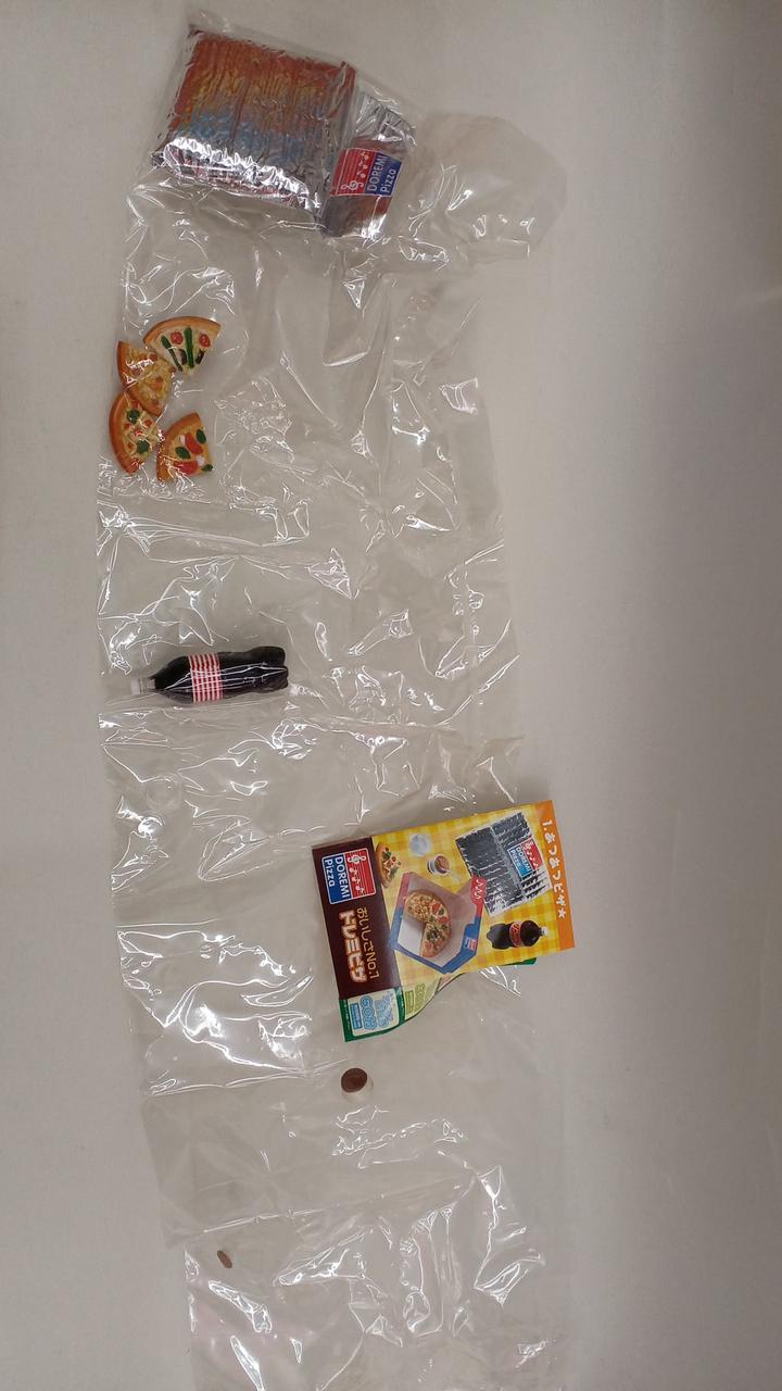 1 あつあつピザ