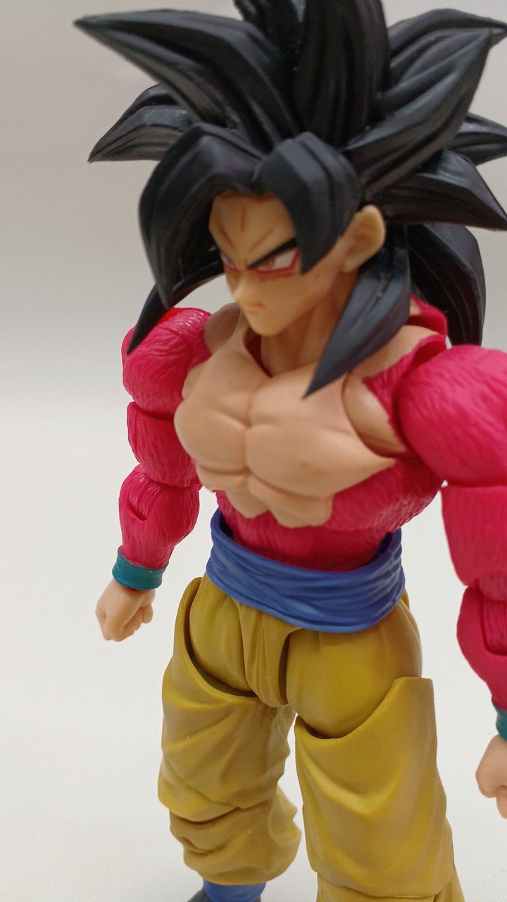 胸部擦れ傷あり