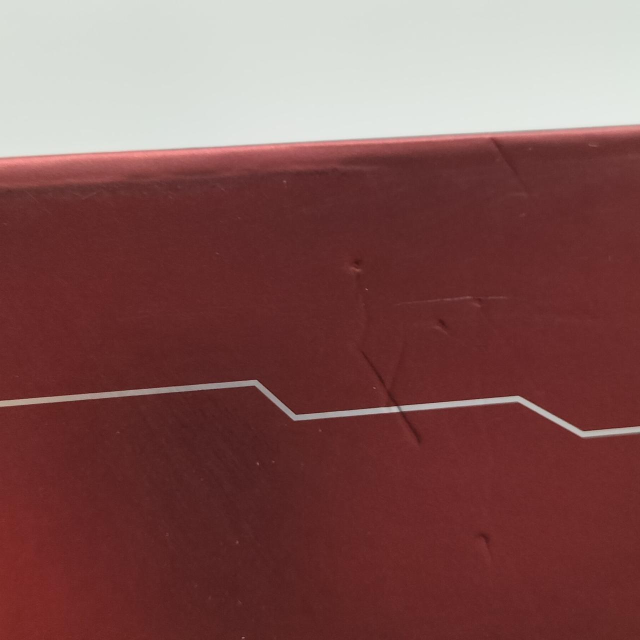 箱ダメージあり。