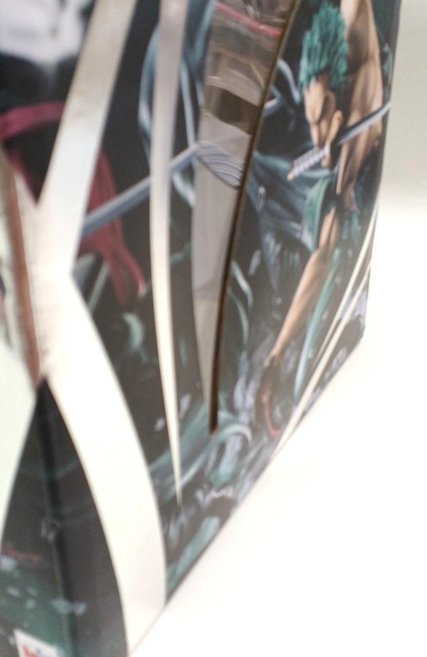 左側へこみあり