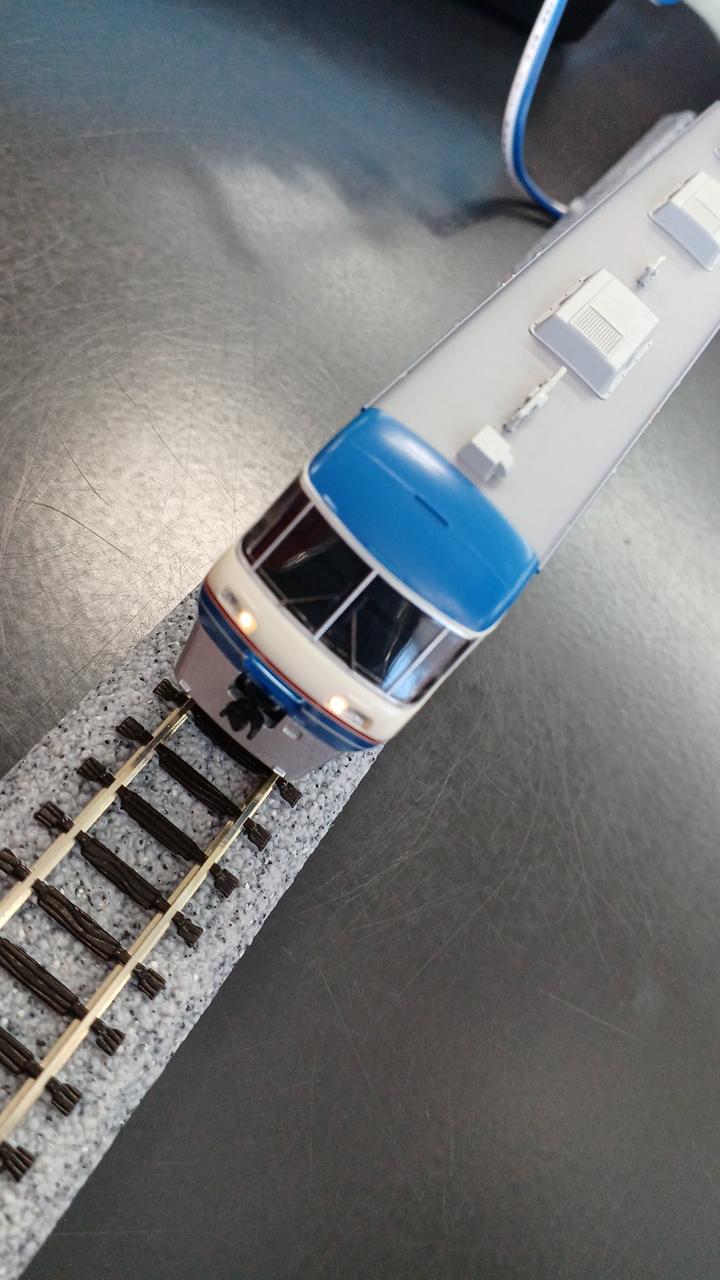 ライト点灯、走行確認済