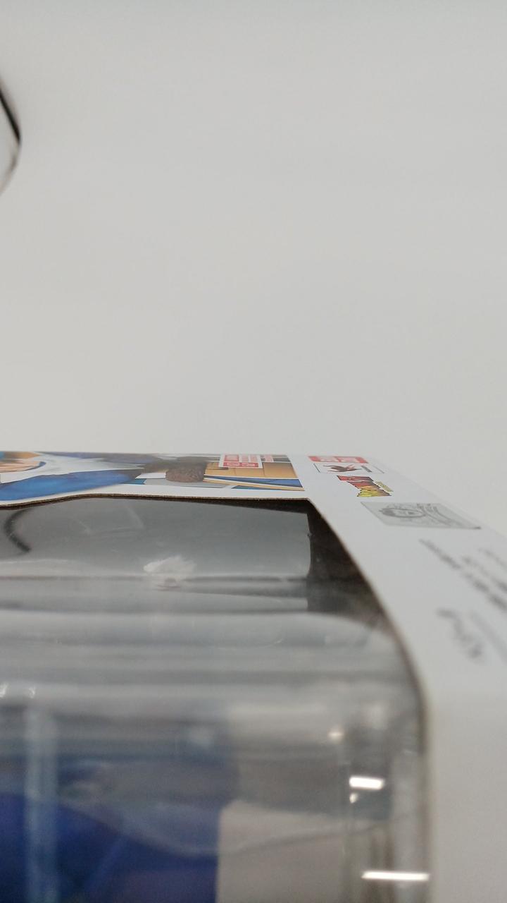 箱フィルム剥がれあり