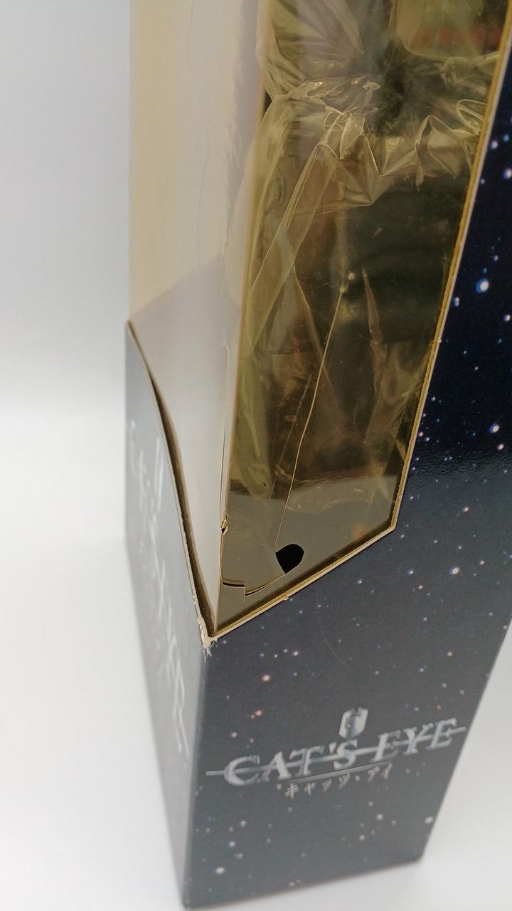 箱フィルム割れあり