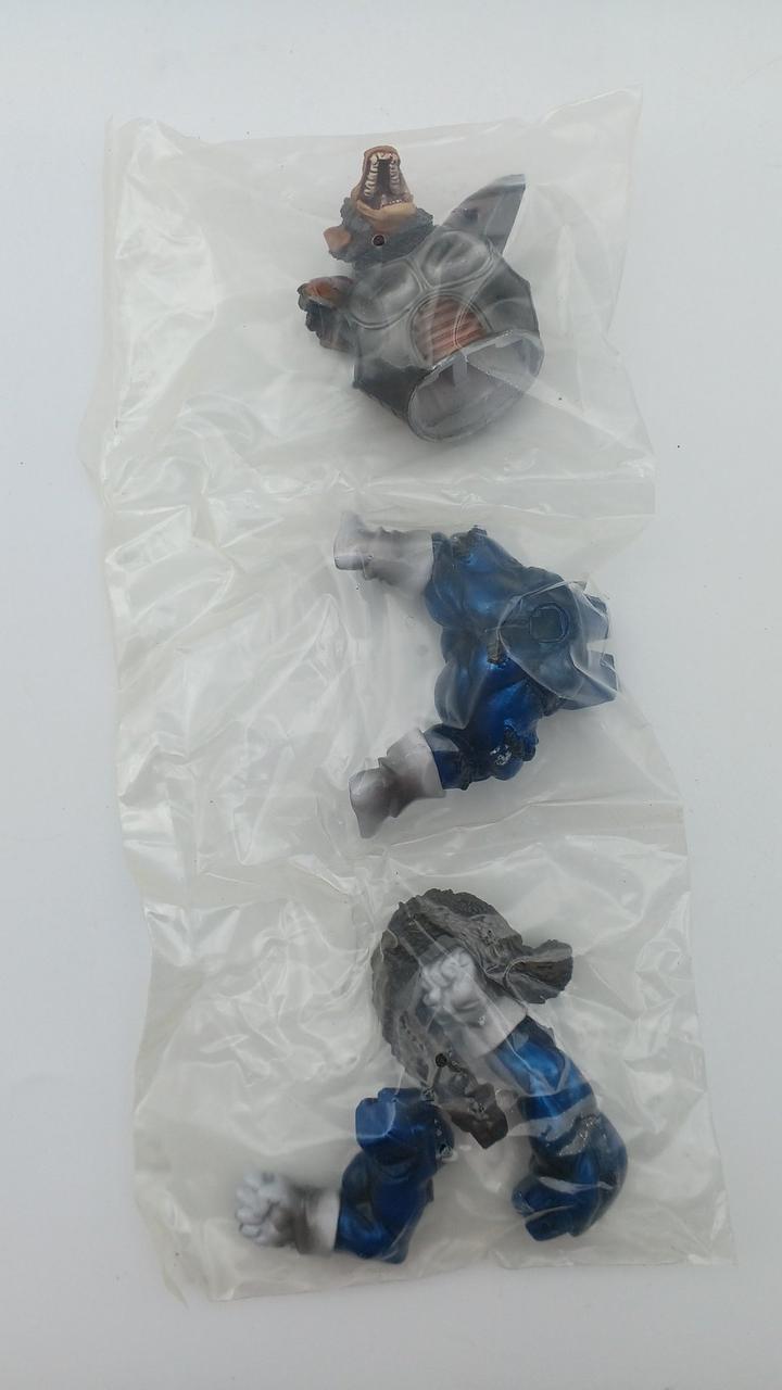 中袋未開封、ビニール経年劣化あり