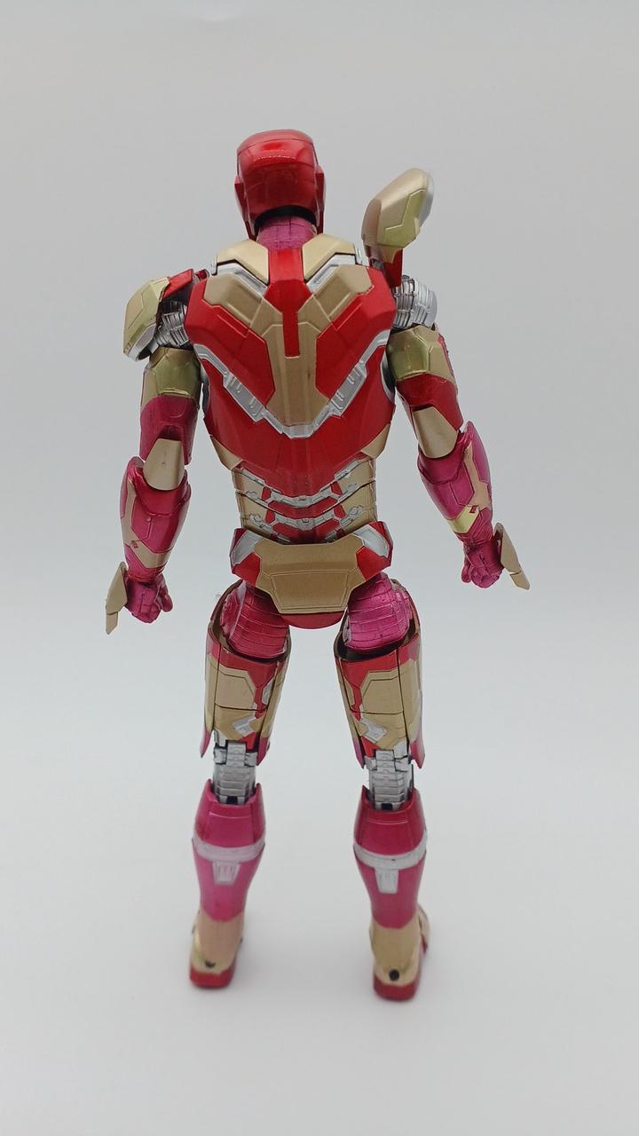 経年劣化、ベタつきあり