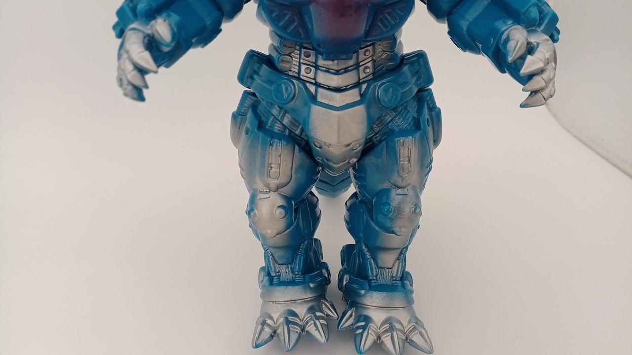 足歪みあり、自立出来ません