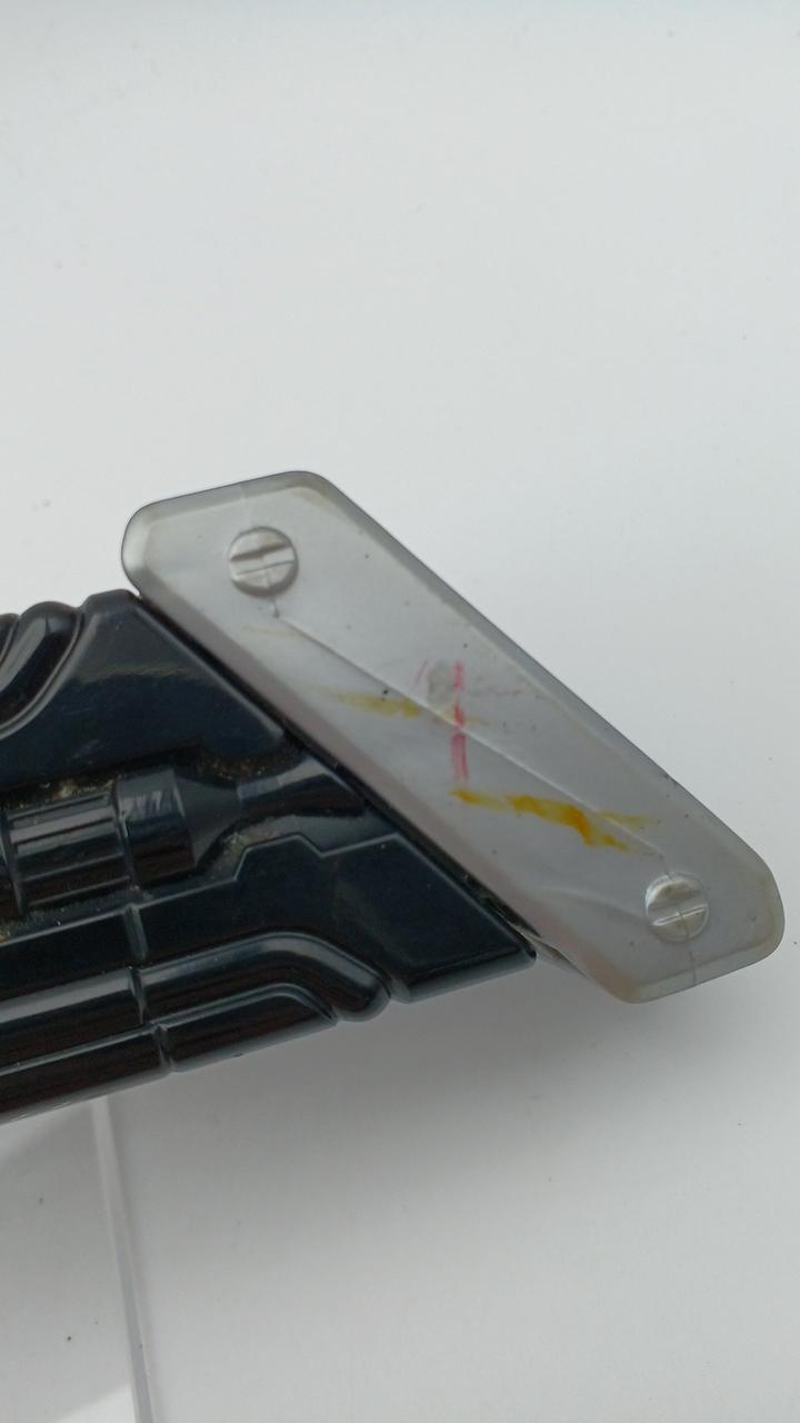 塗装剥がれ、キズあり