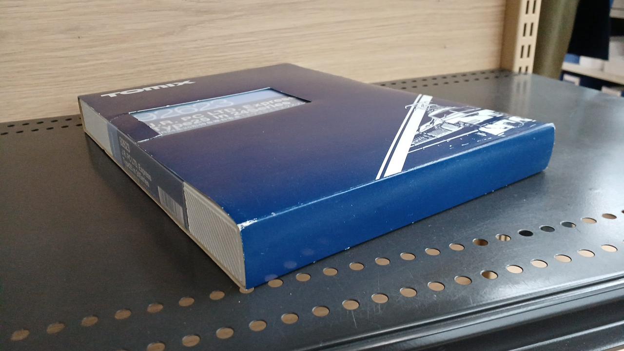 外箱イタミあり