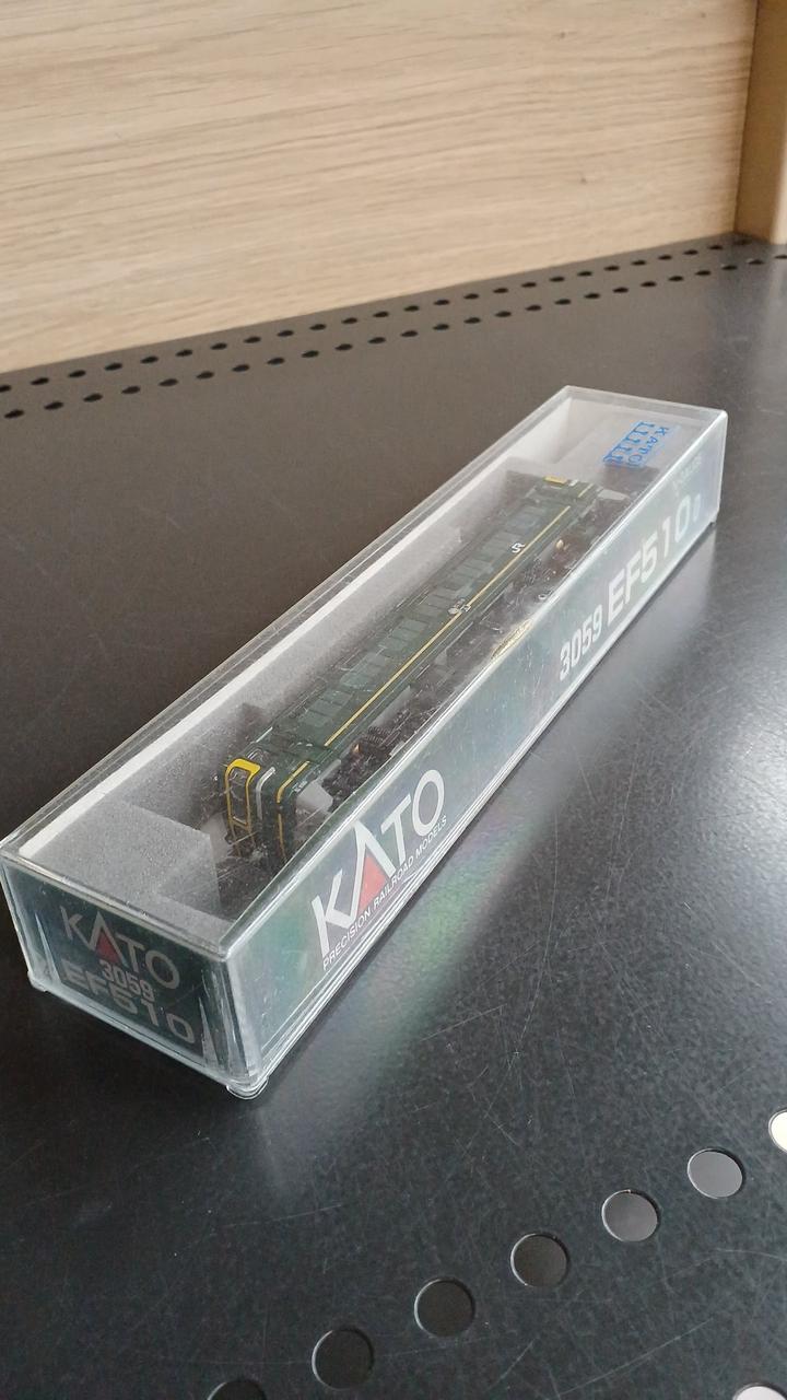 アクリルケースイタミあり