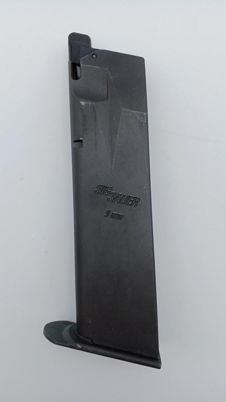 マガジンキズあり