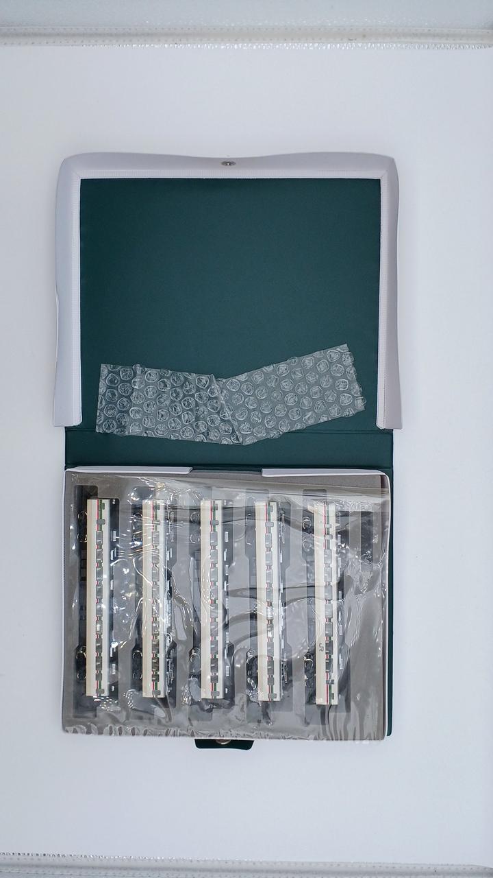 欠品パーツ不明