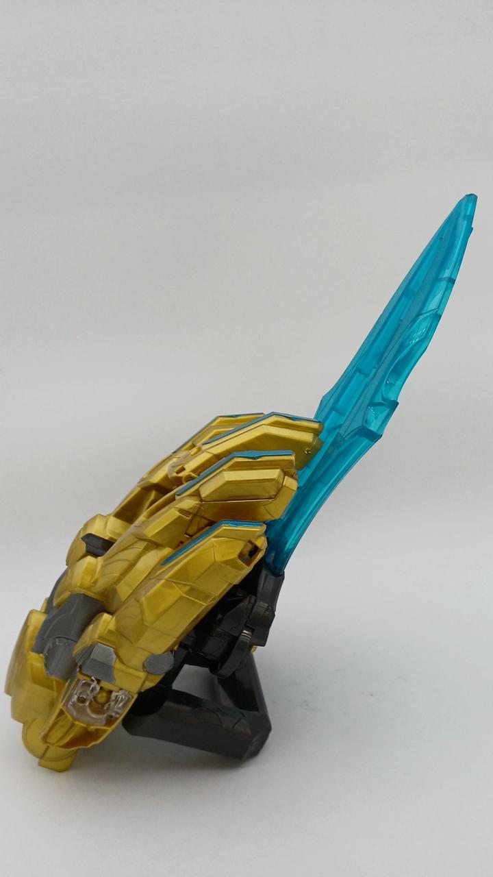 タバコニオイ有り