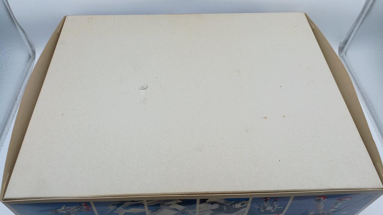 箱イタミ・汚れあり