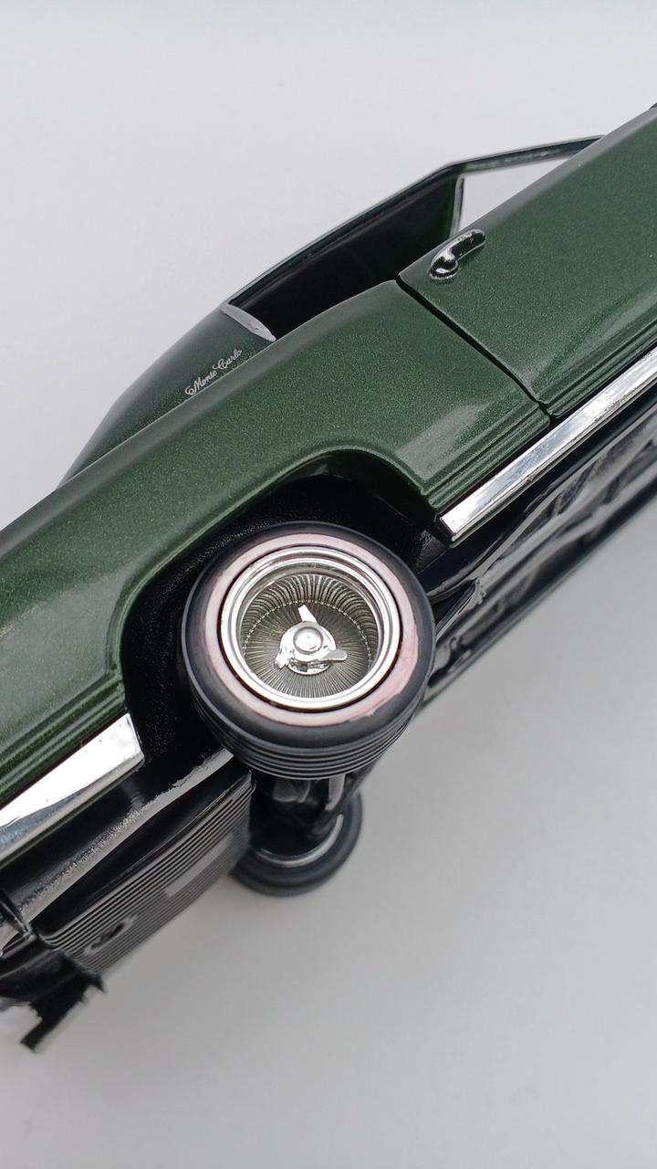 後輪タイヤ色移りあり