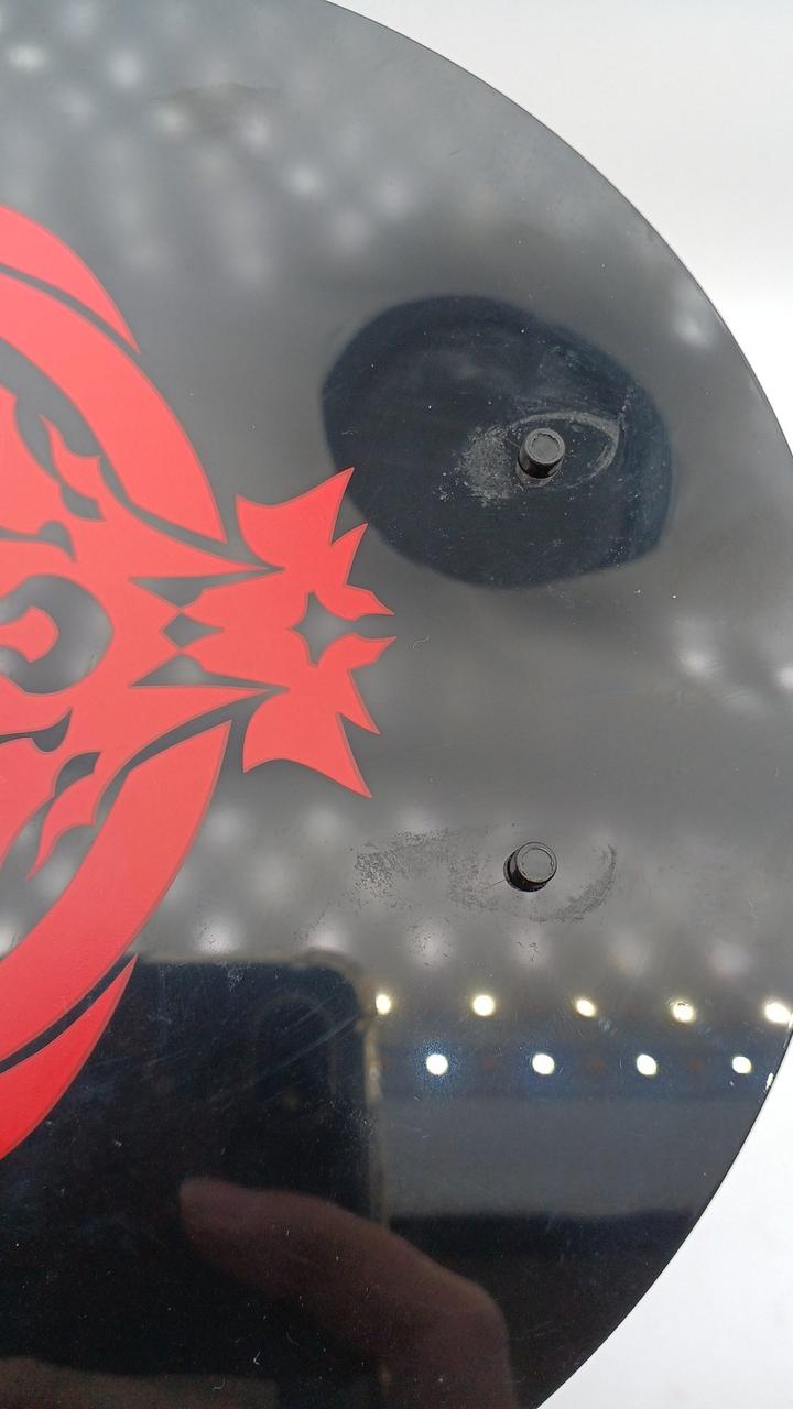 台座イタミあり