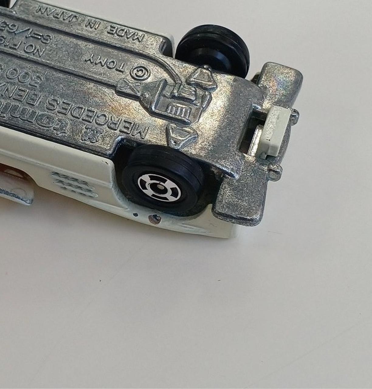 タイヤ付近イタミあり