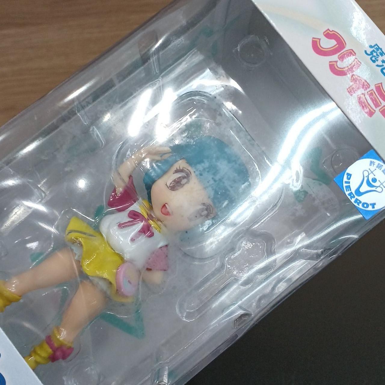 箱フィルムイタミあり