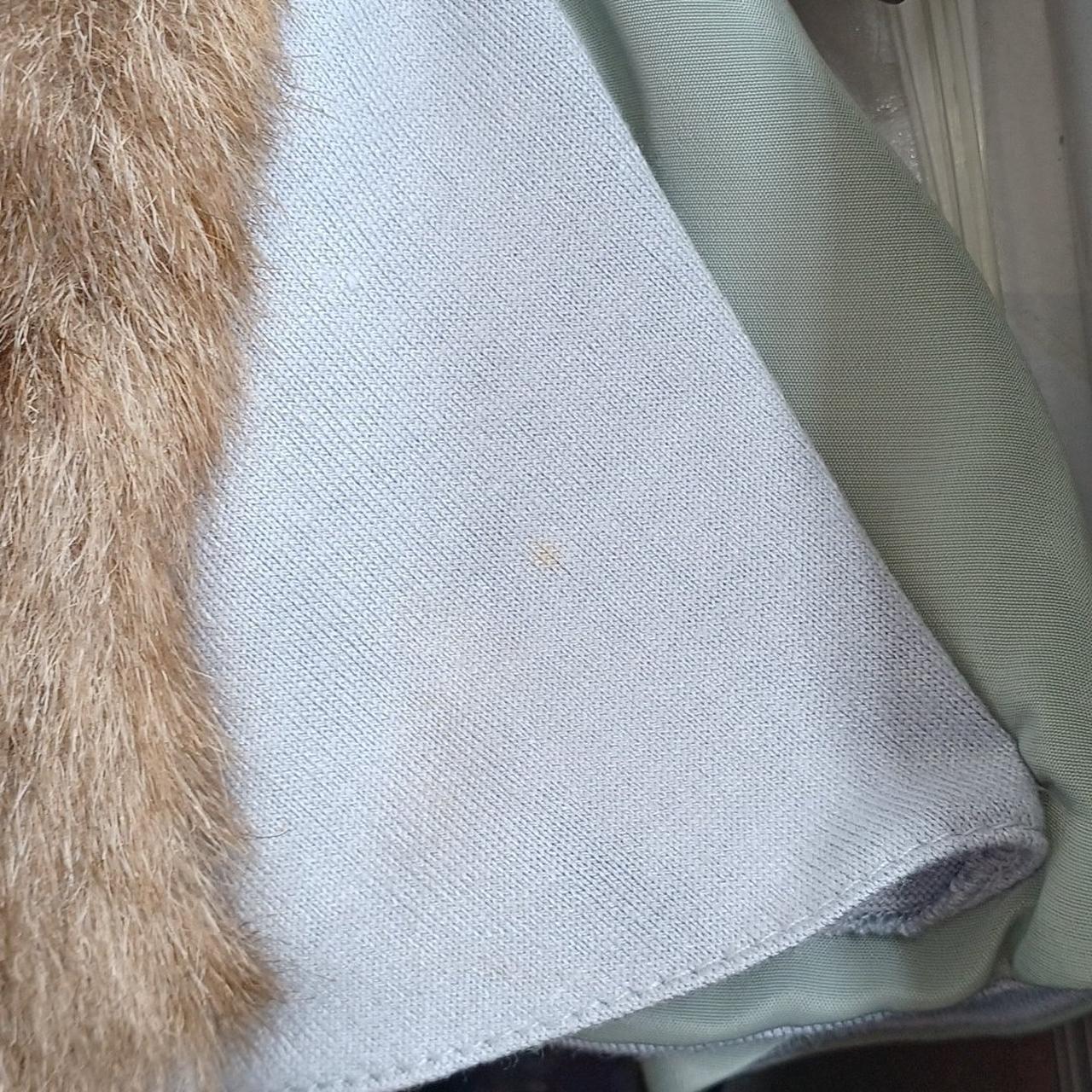 服イタミあり、