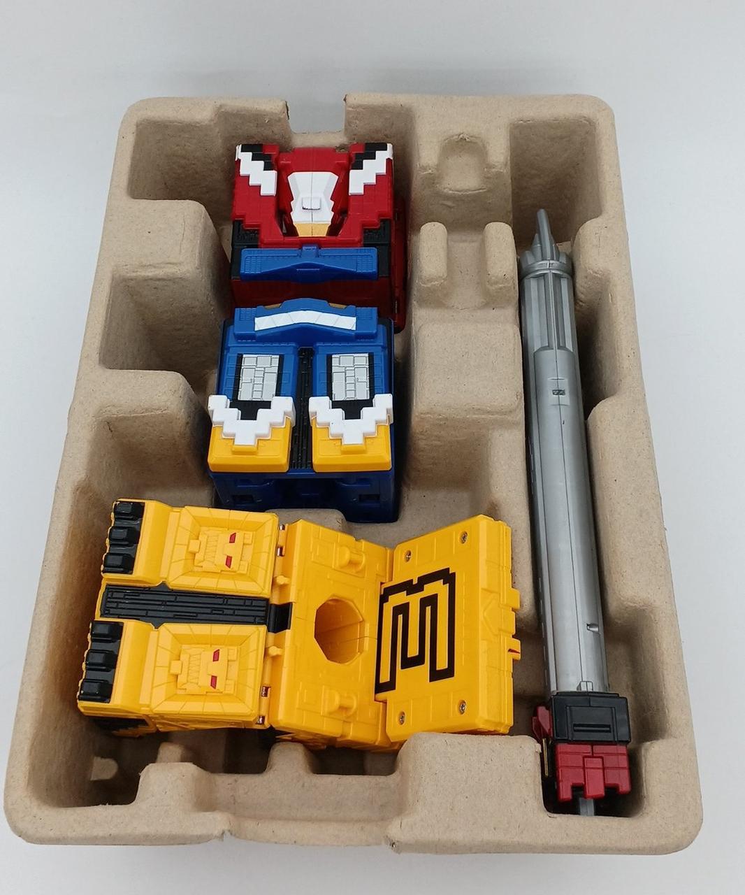 煙草のにおいあり