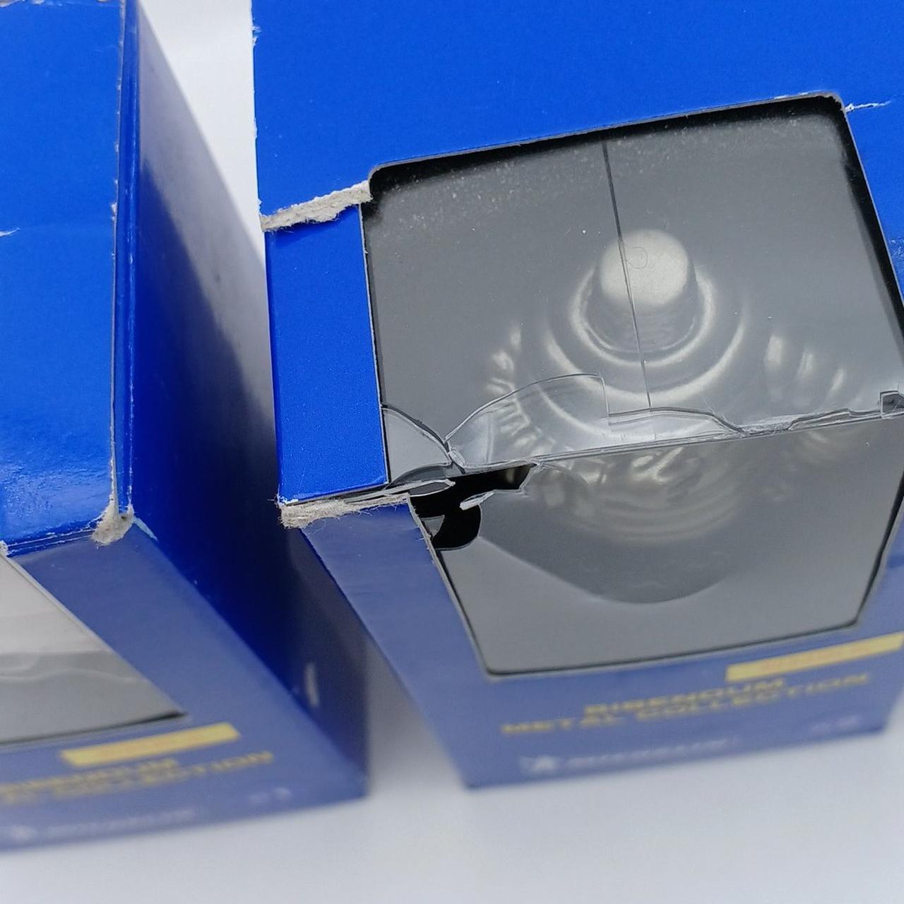 箱、ケース破損あり