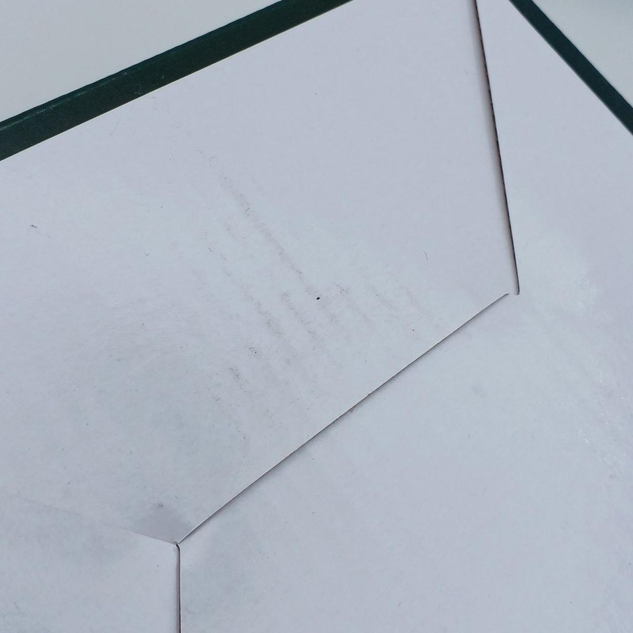 箱イタミあり