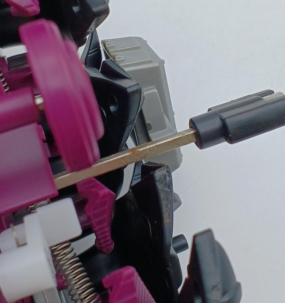 錆びあり
ゼンマイ動作不可