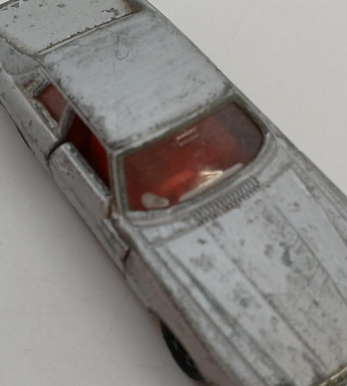 フロントガラスイタミあり