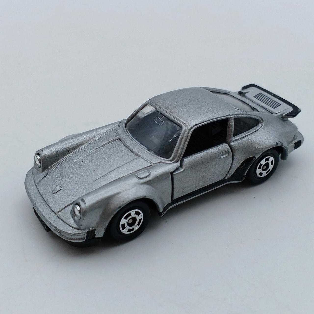 本体キズ、塗装剥がれ、塗装浮きあり