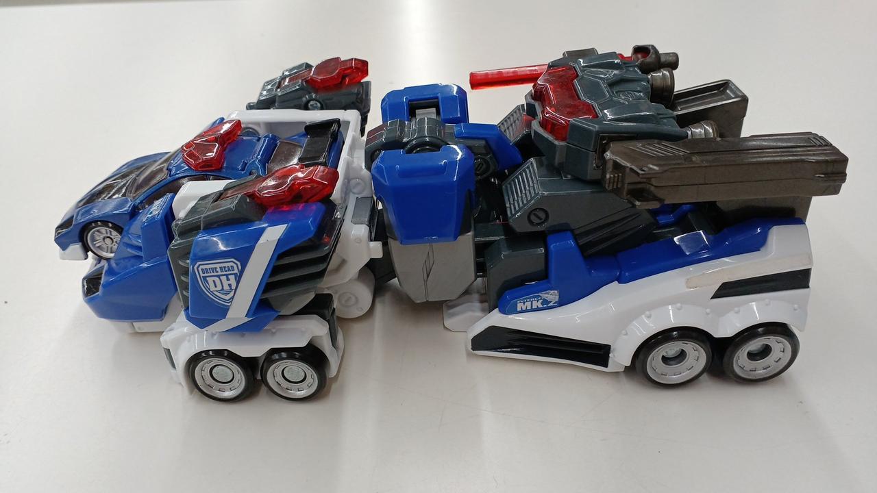 Takara Tomy - ドライブヘッド　セット Amazon.co.jp: トミカ ハイパーレスキュー ドライブヘッド