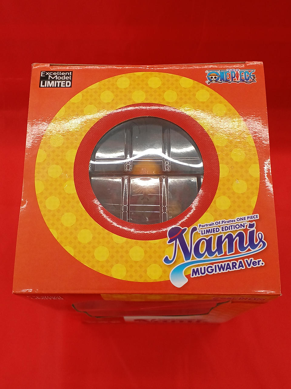 箱にダメージあります。