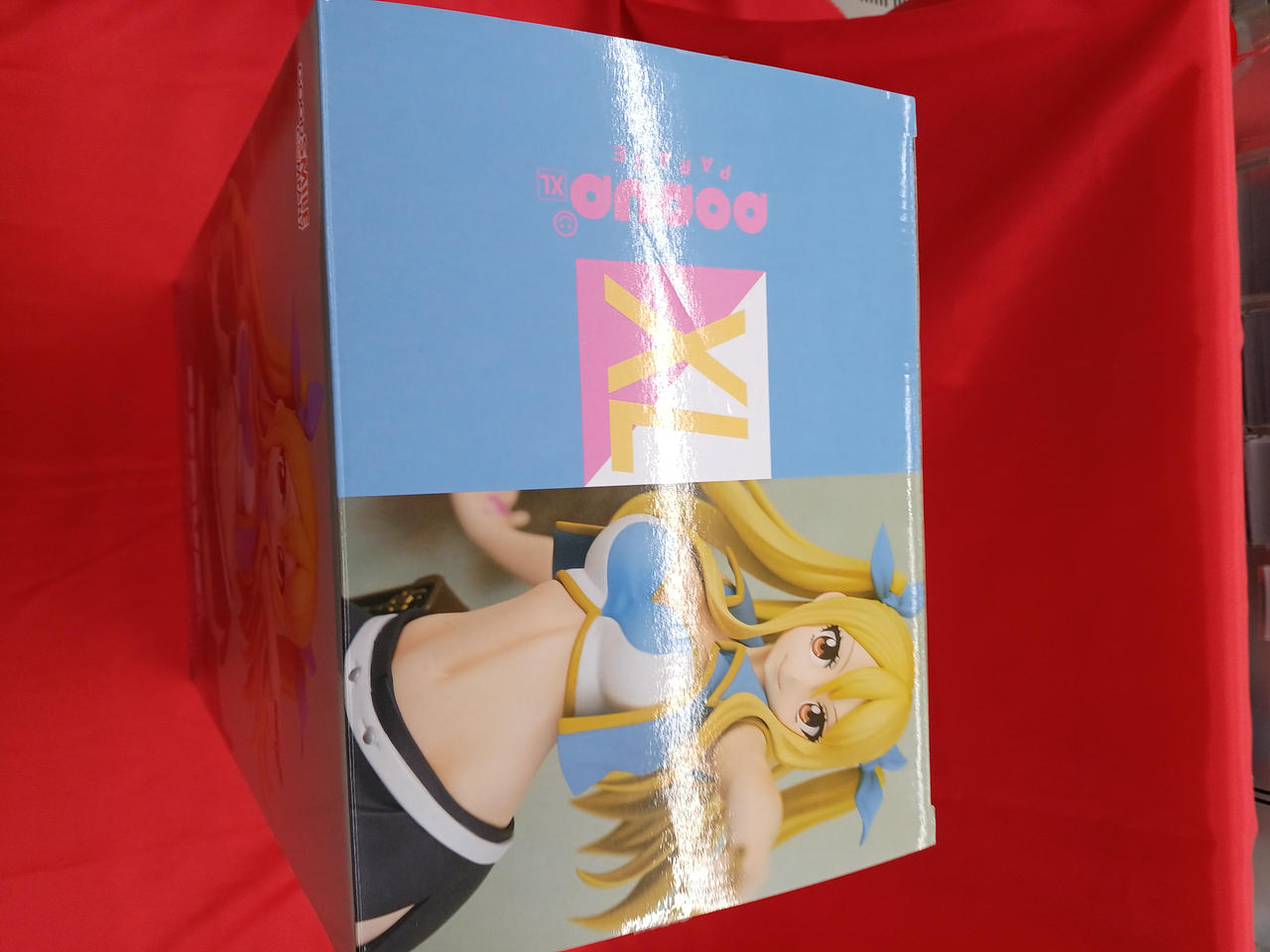 キズがあります。