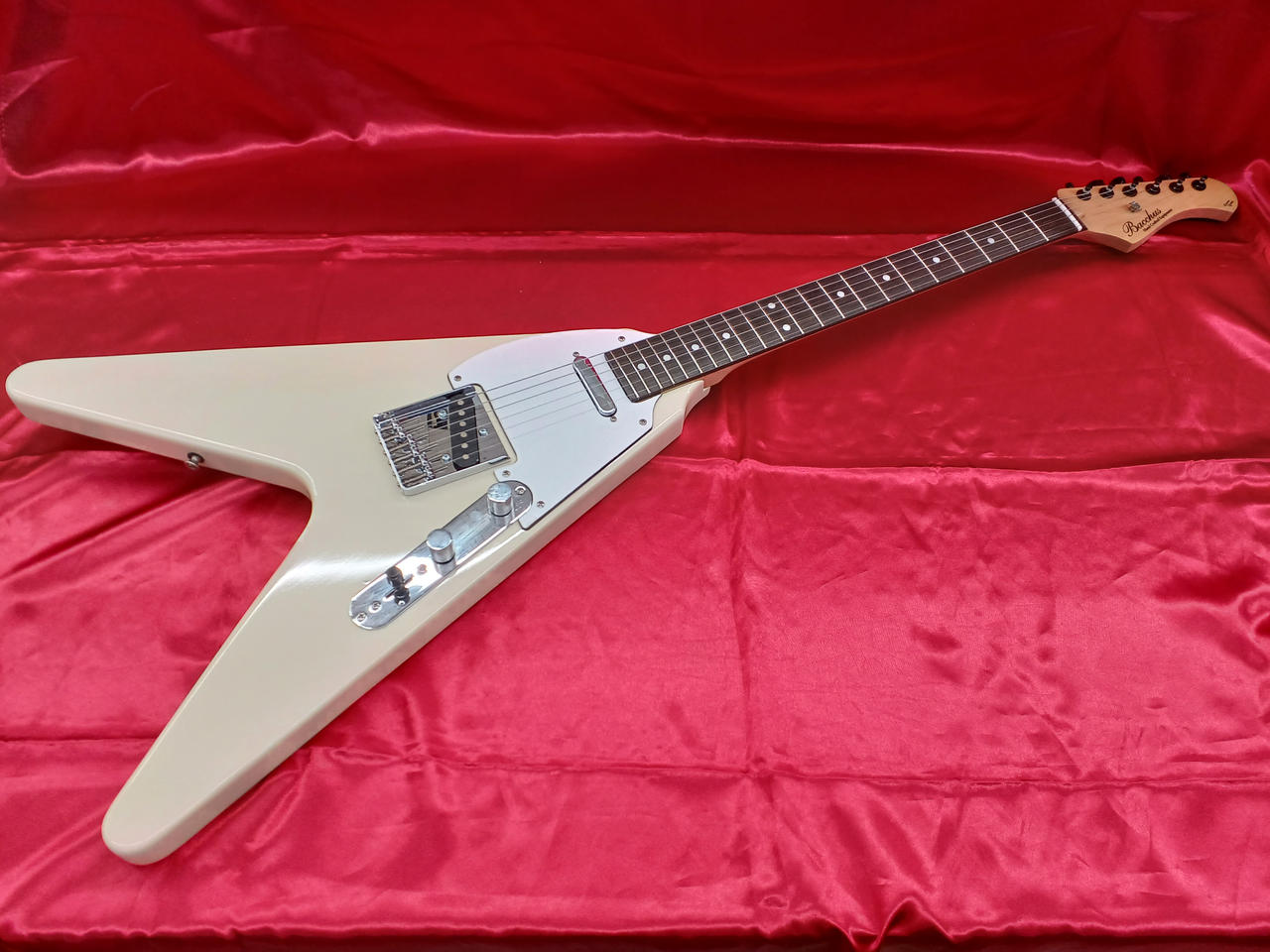 BACCHUS|変形ボディ フライングV タイプ|HARDOFFオフモール（オフモ