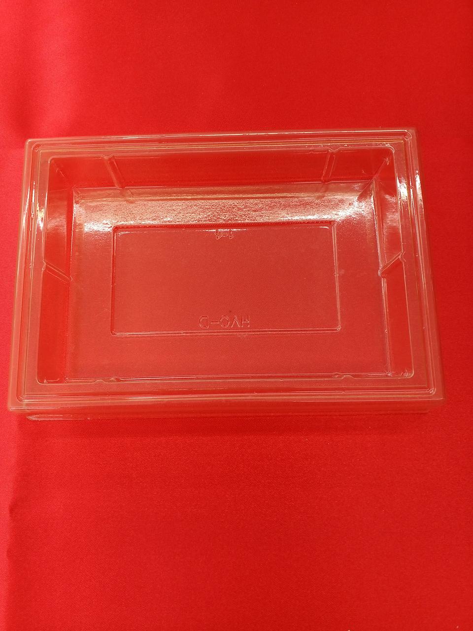 内箱に黄ばみがあります。