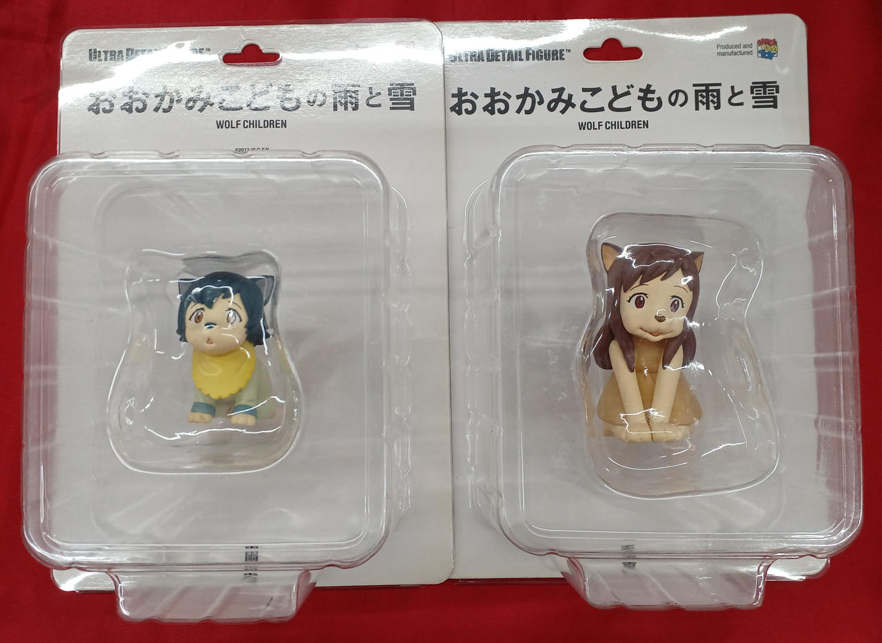 おおかみこどもの雨と雪セット　フィギュア