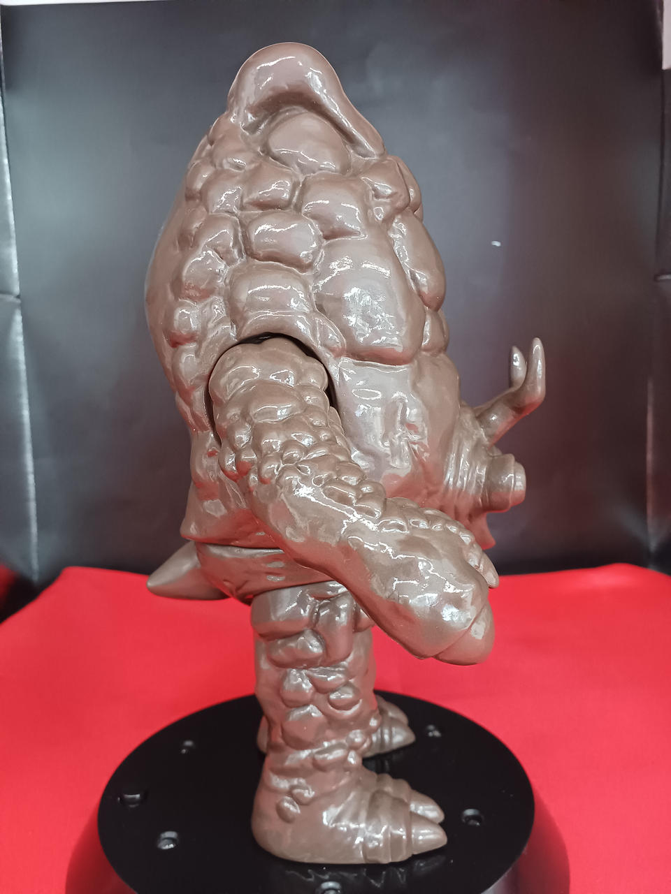 ベアモデル|ブラコ星人 未塗装 焦げ茶色成型|【ハードオフ公式通販