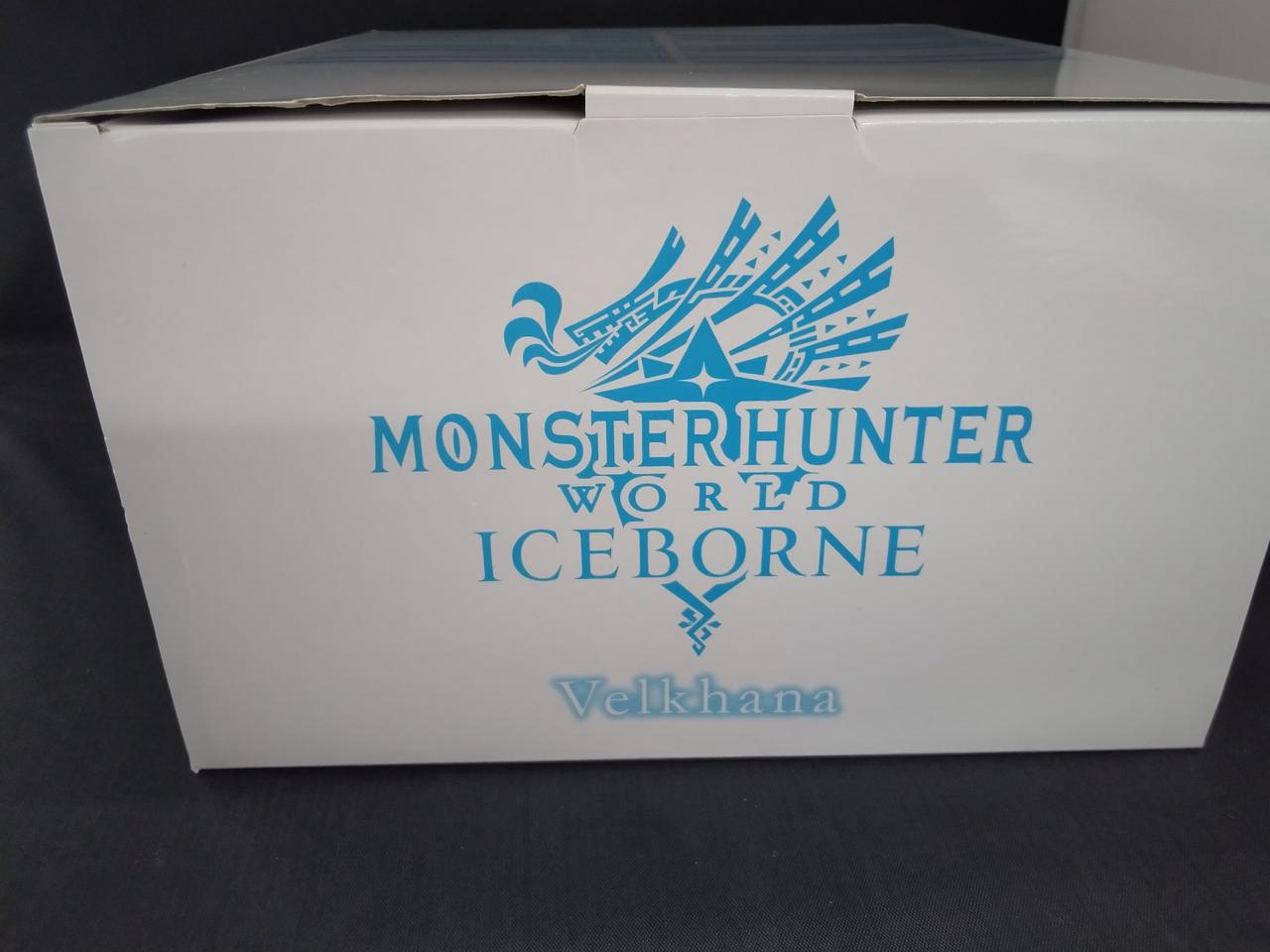 箱に若干の傷みアリ