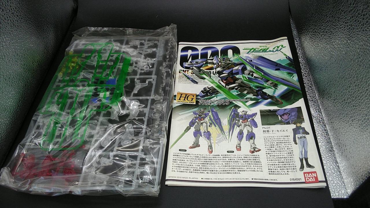 BANDAI|GNT-0000 ダブルオークアンタ クリアカラーバージョン