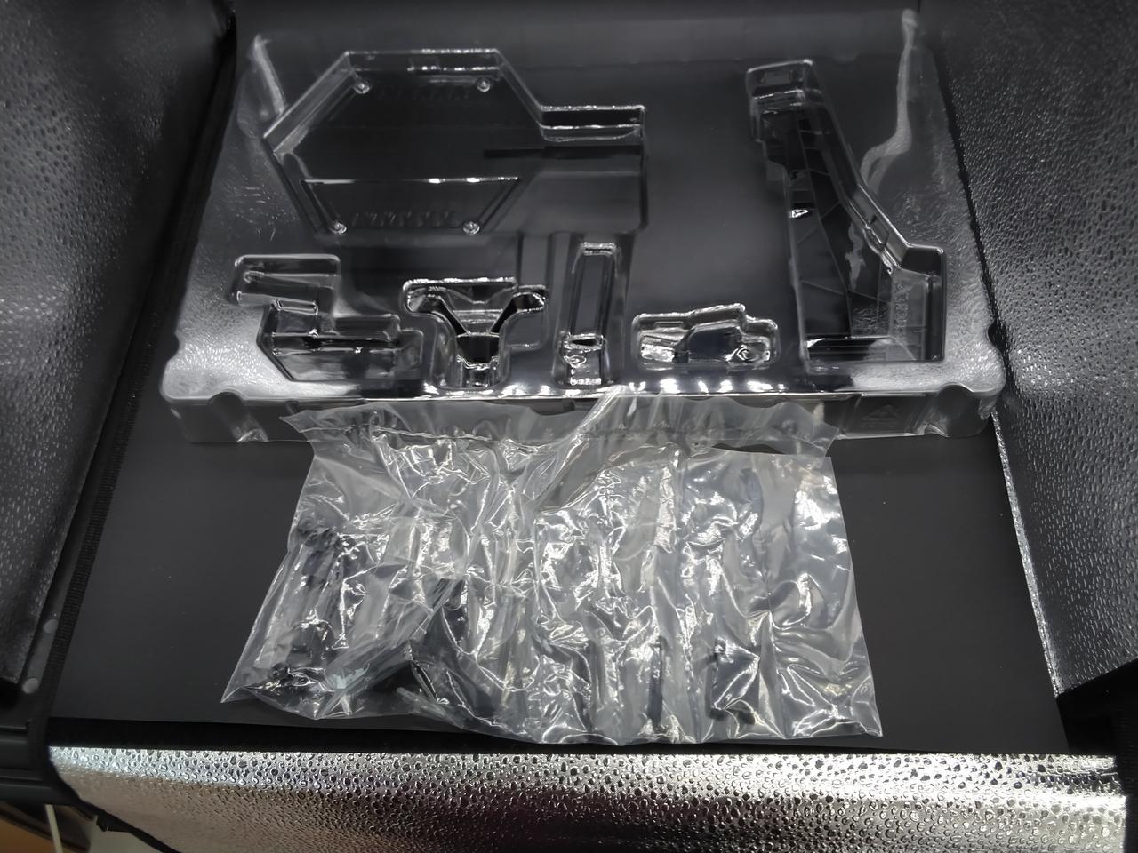 下の袋も開封済み