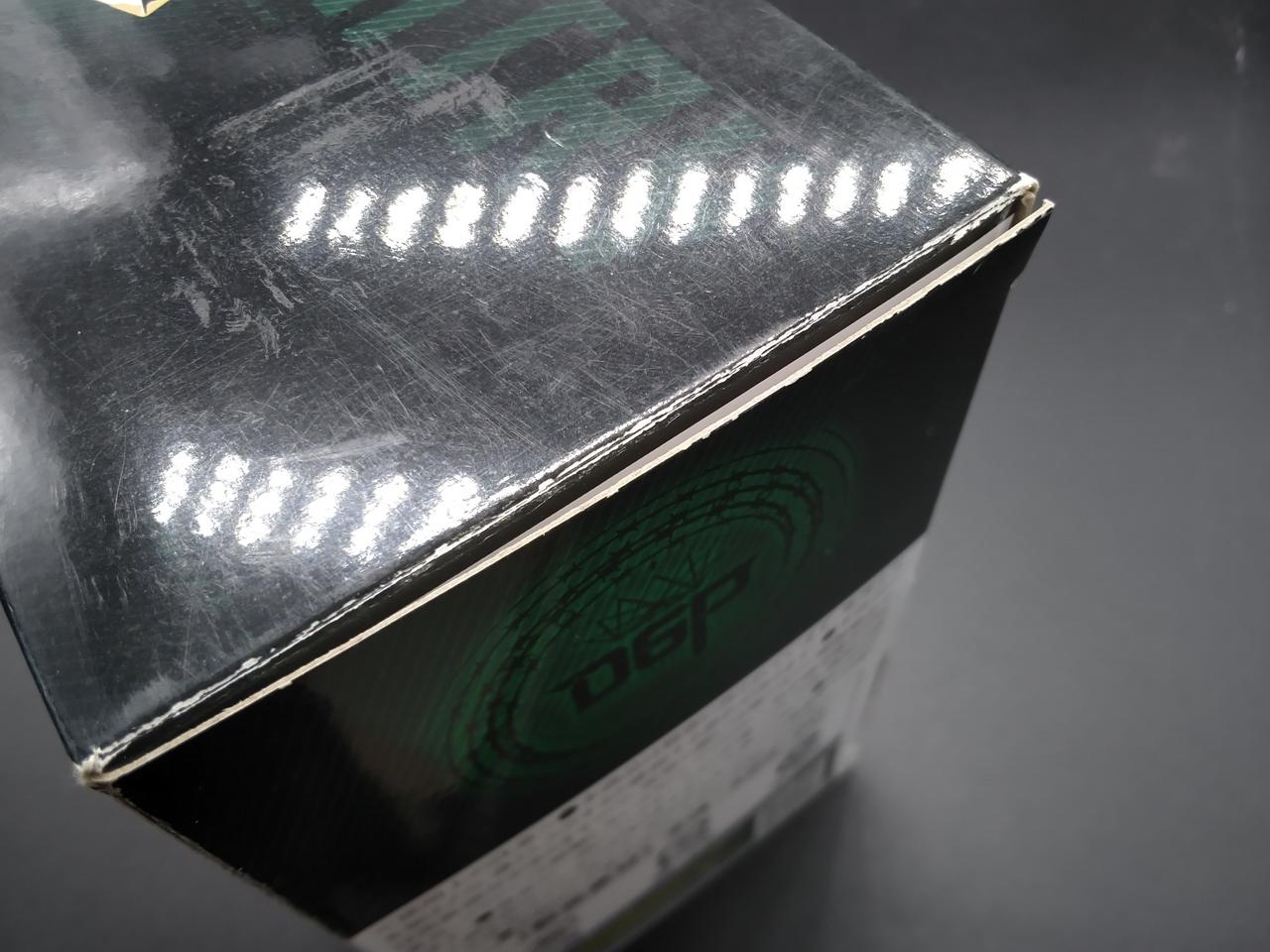 全体的に擦れ・キズあり