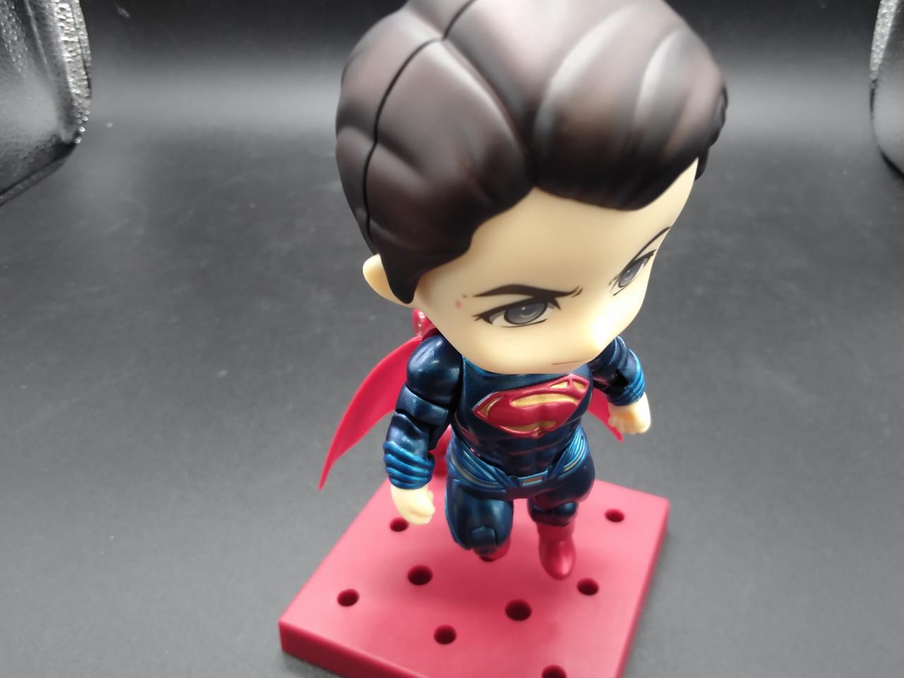 目尻に汚れあり