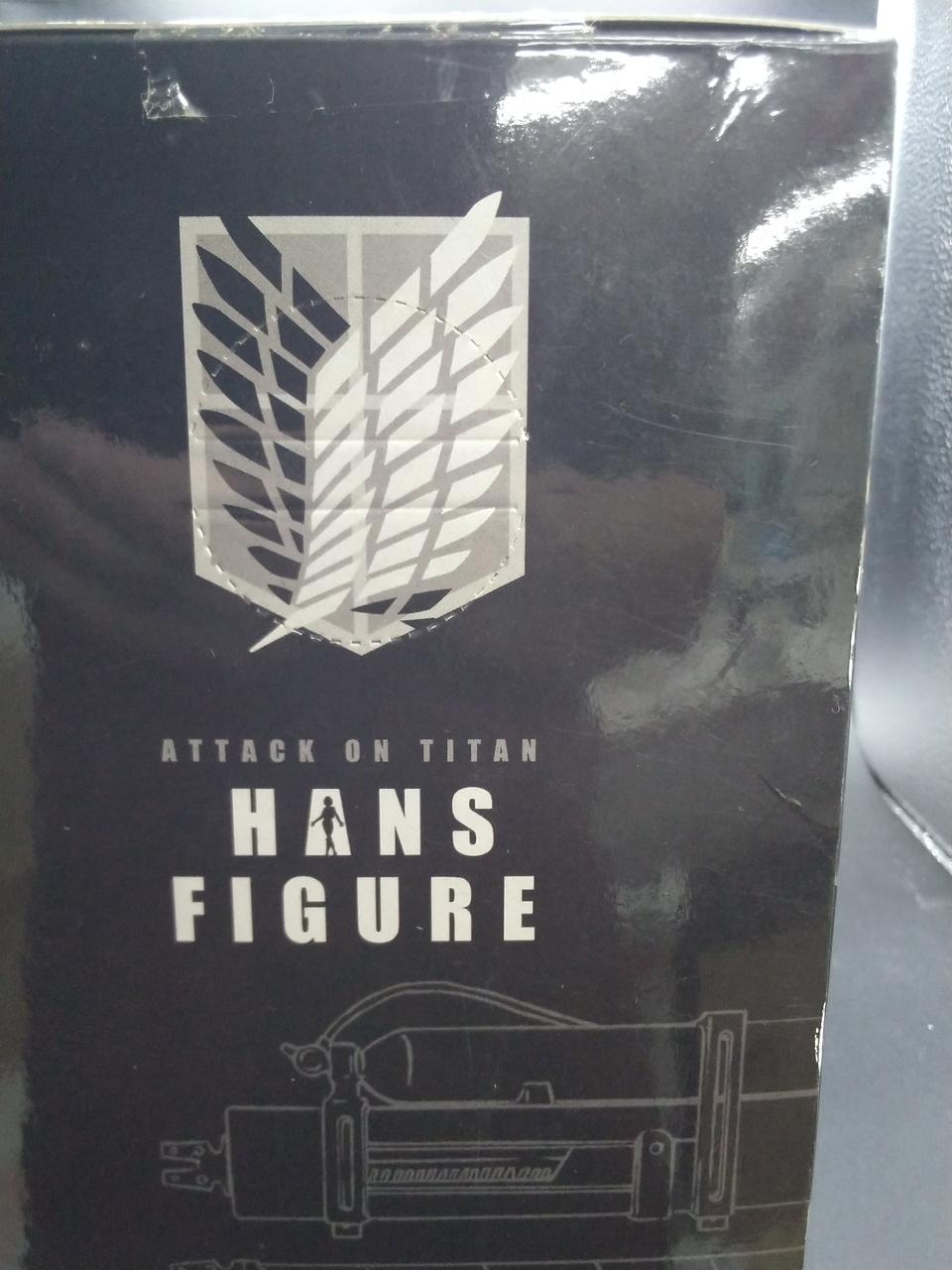 全体的に箱にキズあり