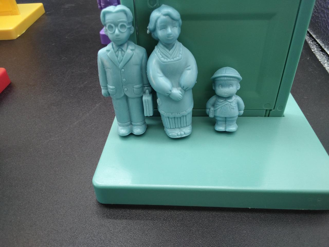 青のコマバランス悪いです。