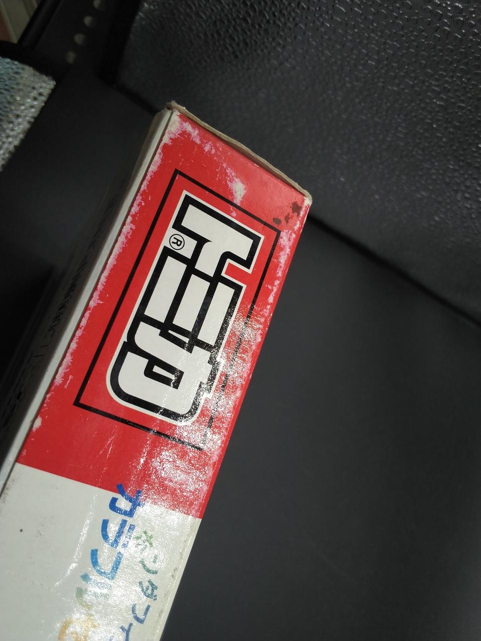 パッケージ剥げあり