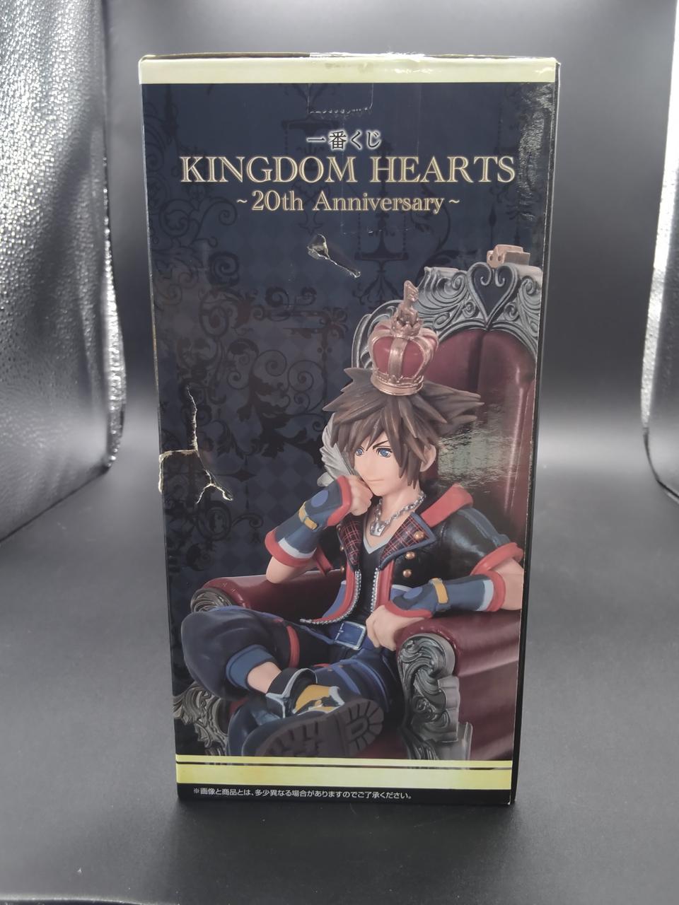 2箇所穴があいています